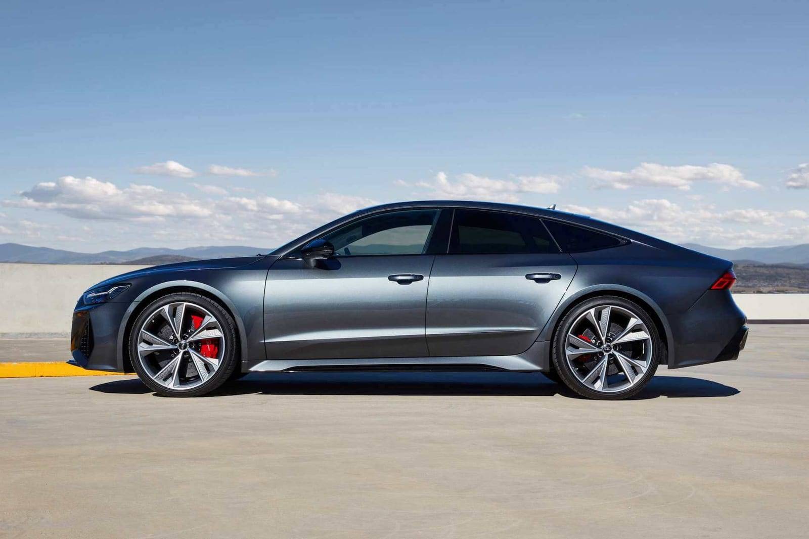 Audi A7 Sportback sa strane